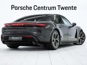 Porsche Taycan (2026) thumbnail 3