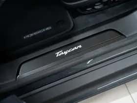 Porsche Taycan (0) thumbnail 21