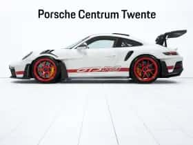Porsche 911 (2024) thumbnail 5