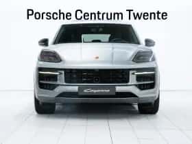 Porsche Cayenne (2026) thumbnail 2