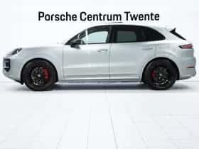 Porsche Cayenne (2026) thumbnail 5