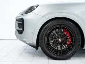Porsche Cayenne (2026) thumbnail 6