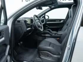 Porsche Cayenne (2026) thumbnail 7