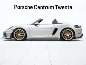 Porsche 718 (2023) thumbnail 5