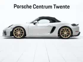 Porsche 718 (2023) thumbnail 6