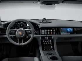 Porsche Taycan (2025) thumbnail 9