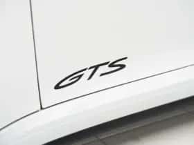 Porsche 911 (2022) thumbnail 15