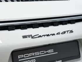 Porsche 911 (2022) thumbnail 20