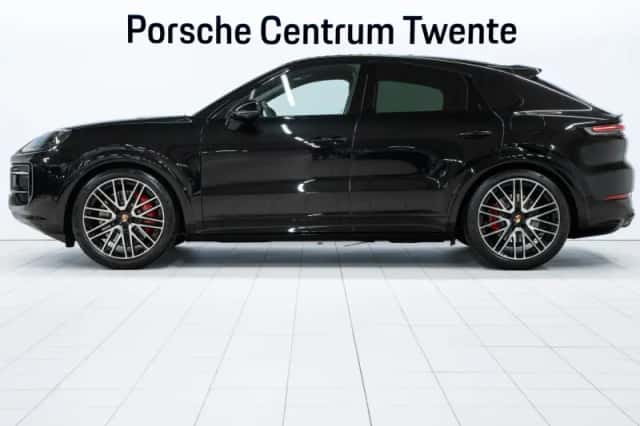Porsche Cayenne (2026) thumbnail 5