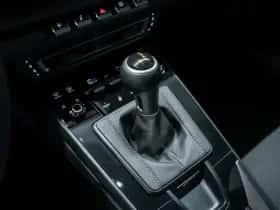 Porsche 911 (2022) thumbnail 41