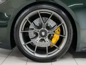 Porsche 911 (2022) thumbnail 9
