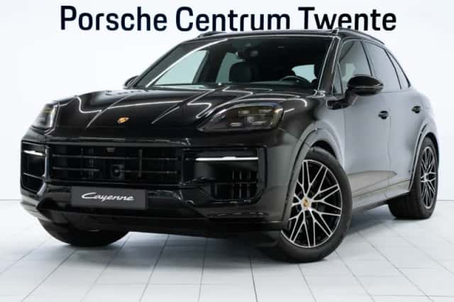 Porsche Cayenne (2024) thumbnail 1