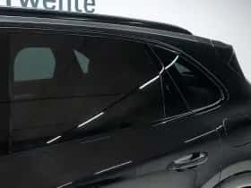 Porsche Cayenne (2024) thumbnail 17