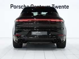 Porsche Cayenne (2024) thumbnail 4