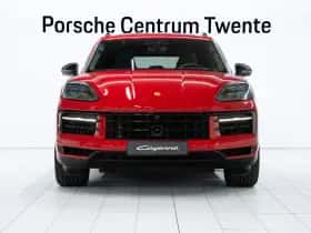 Porsche Cayenne (2024) thumbnail 2