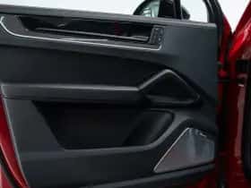 Porsche Cayenne (2024) thumbnail 30
