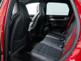 Porsche Cayenne (2024) thumbnail 33