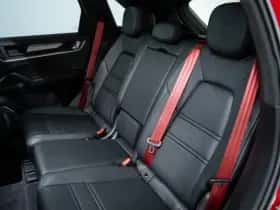 Porsche Cayenne (2024) thumbnail 34