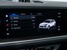 Porsche Cayenne (2024) thumbnail 45