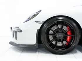Porsche 911 (2015) thumbnail 6
