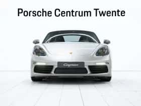 Porsche 718 (2020) thumbnail 2