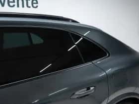 Porsche Macan (2024) thumbnail 17