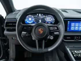Porsche Macan (2024) thumbnail 22