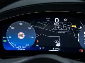 Porsche Macan (2024) thumbnail 33