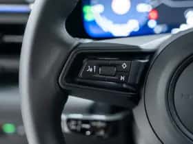 Porsche Macan (2024) thumbnail 35