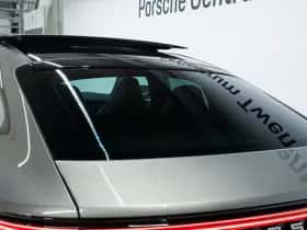 Porsche Panamera (0) thumbnail 17
