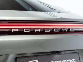Porsche Panamera (0) thumbnail 18