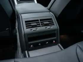Porsche Panamera (0) thumbnail 30