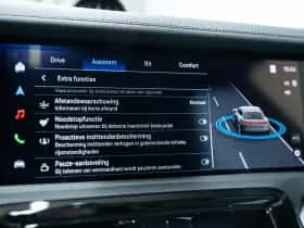 Porsche Panamera (0) thumbnail 43