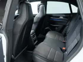 Porsche Macan (2024) thumbnail 29