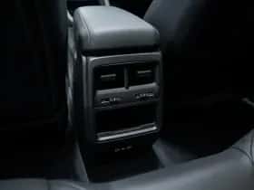 Porsche Macan (2024) thumbnail 31