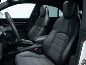 Porsche Macan (2024) thumbnail 8