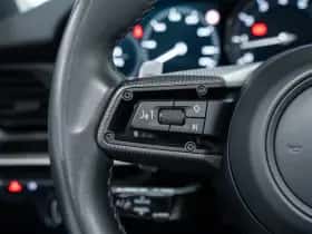Porsche 911 (2022) thumbnail 34