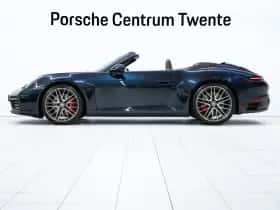 Porsche 911 (2022) thumbnail 5