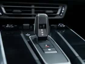 Porsche 911 (2022) thumbnail 45
