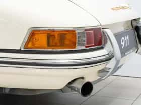Porsche 911 (1966) thumbnail 21