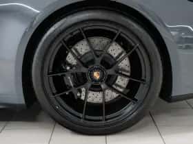 Porsche 911 (2025) thumbnail 11
