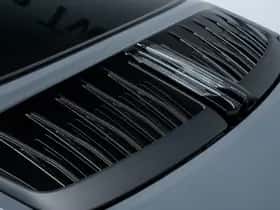 Porsche 911 (2025) thumbnail 18