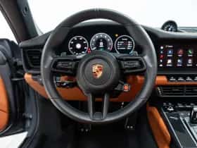 Porsche 911 (2025) thumbnail 22