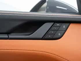 Porsche 911 (2025) thumbnail 30