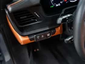 Porsche 911 (2025) thumbnail 32