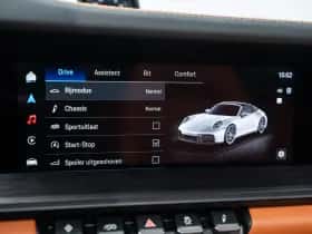 Porsche 911 (2025) thumbnail 43