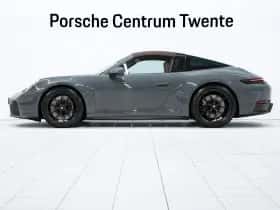 Porsche 911 (2025) thumbnail 6