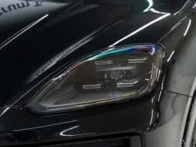 Porsche Cayenne (2024) thumbnail 14