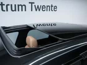 Porsche Cayenne (2024) thumbnail 17