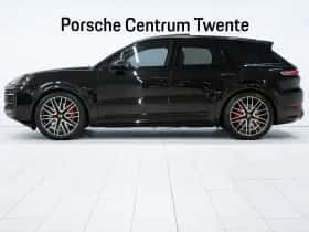 Porsche Cayenne (2024) thumbnail 5